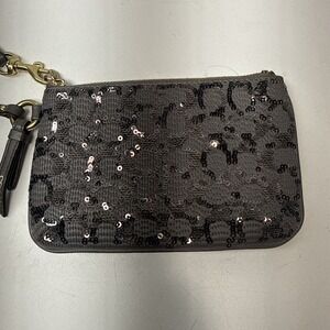 Coach Gray Sequin Wristlet Evening Wear Going Out Y2K Clutch